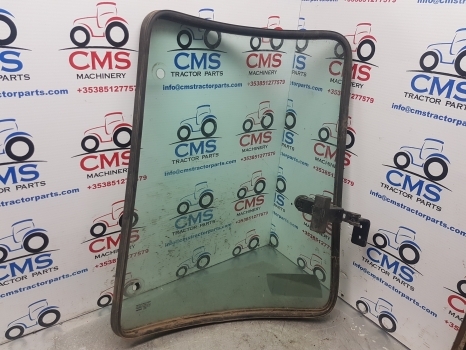 New Holland T4, T5 T5.95 Cab Rear Curved Glass Lhs 84224147, 84224277, 81871681 - Langas ir dalys - Traktorius: foto 4 New Holland T4, T5 T5.95 Cab Rear Curved Glass Lhs 84224147, 84224277, 81871681 - Langas ir dalys - Traktorius: foto 4