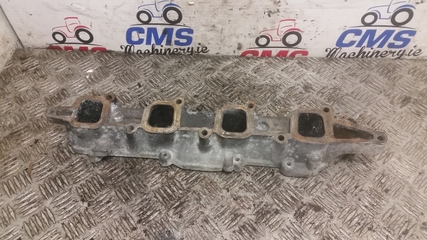 New Holland T5.100, T5.110, T5.120 Engine Air Intake Manifold Spacer 5801701355 - Įsiurbimo kolektorius - Traktorius: foto 2 New Holland T5.100, T5.110, T5.120 Engine Air Intake Manifold Spacer 5801701355 - Įsiurbimo kolektorius - Traktorius: foto 2