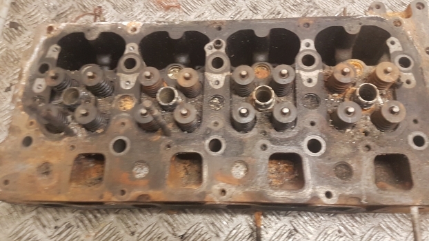 New Holland T5.100, T5.110, T5.120 Engine Cylinder Head 5801823163, 5801663550 - Cilindrų galvutė - Traktorius: foto 3 New Holland T5.100, T5.110, T5.120 Engine Cylinder Head 5801823163, 5801663550 - Cilindrų galvutė - Traktorius: foto 3