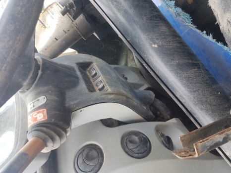 New Holland T5.95, T5.105, T5.115 Steering Column And Steering Wheel 84372908 - Vairo kolonėlė - Traktorius: foto 1 New Holland T5.95, T5.105, T5.115 Steering Column And Steering Wheel 84372908 - Vairo kolonėlė - Traktorius: foto 1