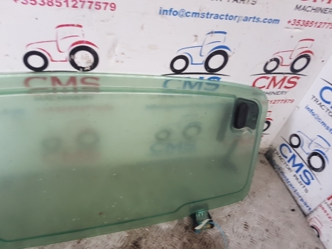 New Holland T5.95, T5.85, T5.115, T4.95, T4.115 Cab Roof Window Assy 47693977 - Langas ir dalys - Traktorius: foto 4 New Holland T5.95, T5.85, T5.115, T4.95, T4.115 Cab Roof Window Assy 47693977 - Langas ir dalys - Traktorius: foto 4