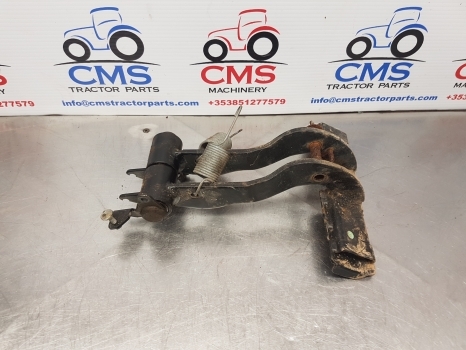New Holland T5.95, T5, Case Farmall, Maxxum Brake Pedal Assy 84467902, 84467901 - Pedalas - Žemės ūkio technika: foto 3 New Holland T5.95, T5, Case Farmall, Maxxum Brake Pedal Assy 84467902, 84467901 - Pedalas - Žemės ūkio technika: foto 3