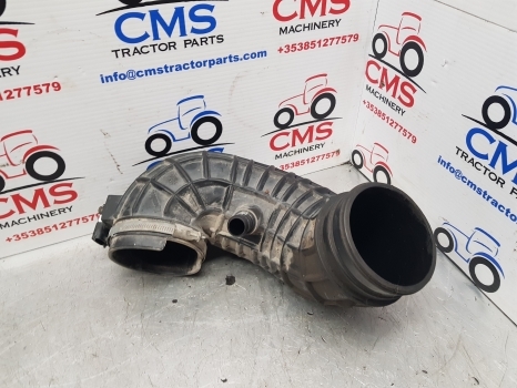 New Holland T5, T6, T7 Case Maxxum, Puma T7.200 Air Hose Assy 84340051, 87482355 - Oro įsiurbimo sistema - Traktorius: foto 5 New Holland T5, T6, T7 Case Maxxum, Puma T7.200 Air Hose Assy 84340051, 87482355 - Oro įsiurbimo sistema - Traktorius: foto 5