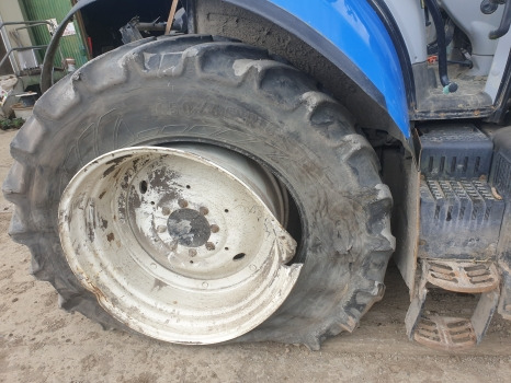 New Holland T7.200 Transmission, Axle, Pto, Hydraulic, Electric Nut Parts - Pavarų dėžė: foto 3 New Holland T7.200 Transmission, Axle, Pto, Hydraulic, Electric Nut Parts - Pavarų dėžė: foto 3