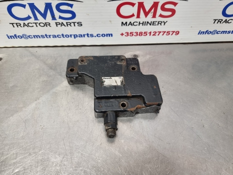 New Holland T7, Tm, T7000, Tm7000 Ser Tm130, Tm120 Control Valve Plate 5195157 - Hidraulika: foto 2 New Holland T7, Tm, T7000, Tm7000 Ser Tm130, Tm120 Control Valve Plate 5195157 - Hidraulika: foto 2