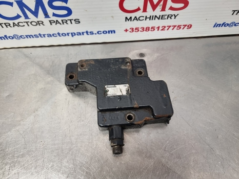 New Holland T7, Tm, T7000, Tm7000 Ser Tm130, Tm120 Control Valve Plate 5195157 - Hidraulika: foto 1 New Holland T7, Tm, T7000, Tm7000 Ser Tm130, Tm120 Control Valve Plate 5195157 - Hidraulika: foto 1