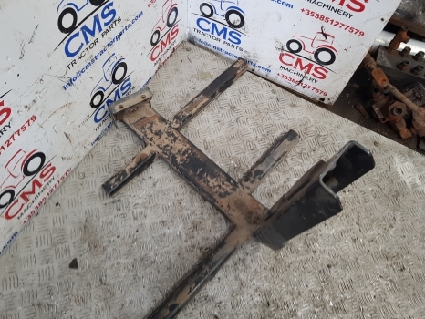 New Holland T8 Steyr Profi Case Maxxum 145 Fuel Tank Bracket Support 47861975 - Degalų bakas - Traktorius: foto 3 New Holland T8 Steyr Profi Case Maxxum 145 Fuel Tank Bracket Support 47861975 - Degalų bakas - Traktorius: foto 3