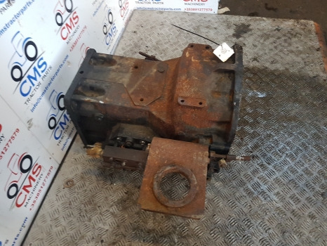 New Holland Td4f, Td5, Tdf, Td5.105 Transmission Gearbox Nut 84286475, 84286478 - Pavarų dėžė: foto 4 New Holland Td4f, Td5, Tdf, Td5.105 Transmission Gearbox Nut 84286475, 84286478 - Pavarų dėžė: foto 4