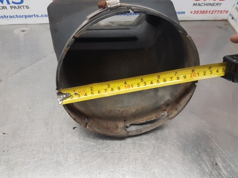 New Holland Tm 190, Tm175, Case Mxm 175, 190 Air Duct 82033234, 82025901 - Oro įsiurbimo sistema - Traktorius: foto 5 New Holland Tm 190, Tm175, Case Mxm 175, 190 Air Duct 82033234, 82025901 - Oro įsiurbimo sistema - Traktorius: foto 5