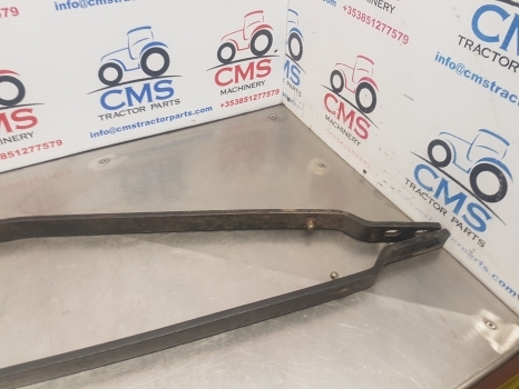 New Holland Tm120, 140, 150, 155 Bonnet Brackets 82011113, 82011114 - Kapotas - Teleskopinis krautuvas: foto 4 New Holland Tm120, 140, 150, 155 Bonnet Brackets 82011113, 82011114 - Kapotas - Teleskopinis krautuvas: foto 4