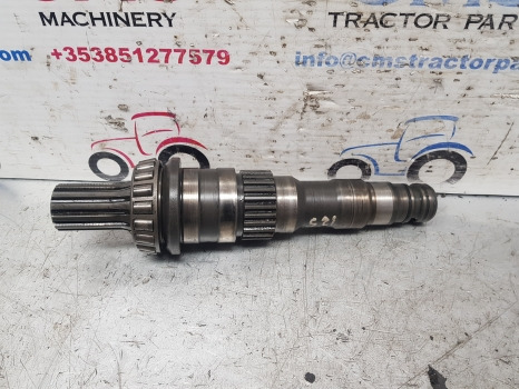 New Holland Tm125, Tm130, T6000, T7, Tm Series T6050 4wd Shaft Drive 5183786 - Transmisija: foto 3 New Holland Tm125, Tm130, T6000, T7, Tm Series T6050 4wd Shaft Drive 5183786 - Transmisija: foto 3