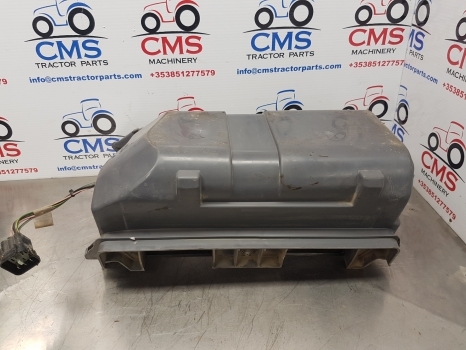 New Holland Ts115a Heater Matrix 8233105, 87651426 - Šildymas/ Ventiliacija - Traktorius: foto 2 New Holland Ts115a Heater Matrix 8233105, 87651426 - Šildymas/ Ventiliacija - Traktorius: foto 2
