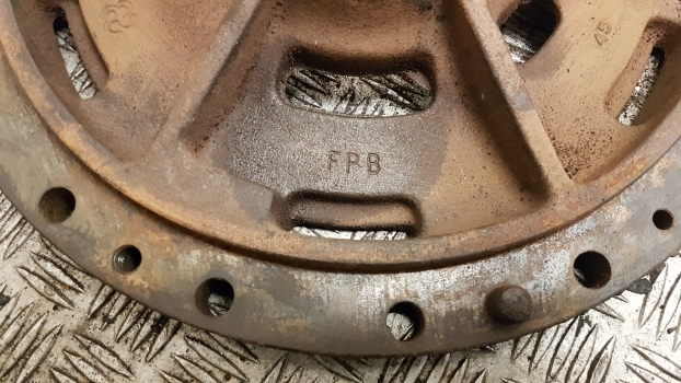 Same Rubin 120 Iron, Silver, Titan Rear Axle Flange 0.233.5431.0/30 - Galinė ašis - Traktorius: foto 3 Same Rubin 120 Iron, Silver, Titan Rear Axle Flange 0.233.5431.0/30 - Galinė ašis - Traktorius: foto 3