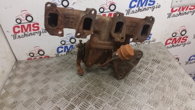 Terex T252, Tr250, Matbro Tr Series Exhaust Manifold With Turbo - Išmetimo kolektorius - Teleskopinis krautuvas: foto 1 Terex T252, Tr250, Matbro Tr Series Exhaust Manifold With Turbo - Išmetimo kolektorius - Teleskopinis krautuvas: foto 1