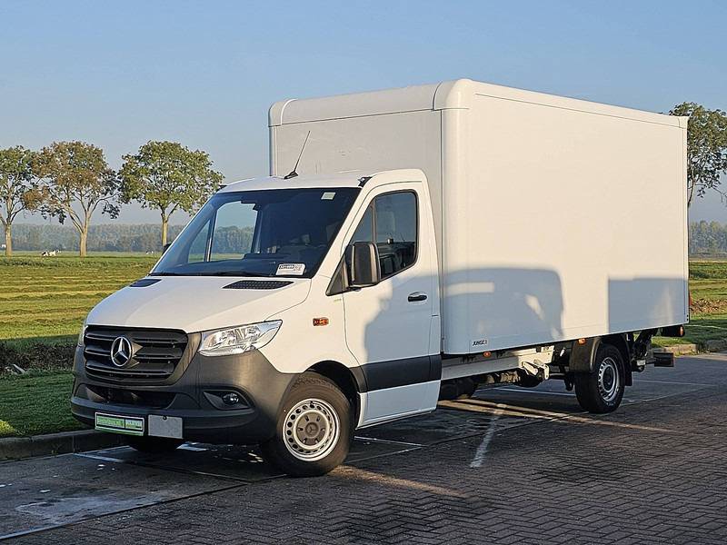 Mercedes-Benz Sprinter 317 Bakwagen Laadklep! - Furgonas su krovinių dėže: foto 2 Mercedes-Benz Sprinter 317 Bakwagen Laadklep! - Furgonas su krovinių dėže: foto 2