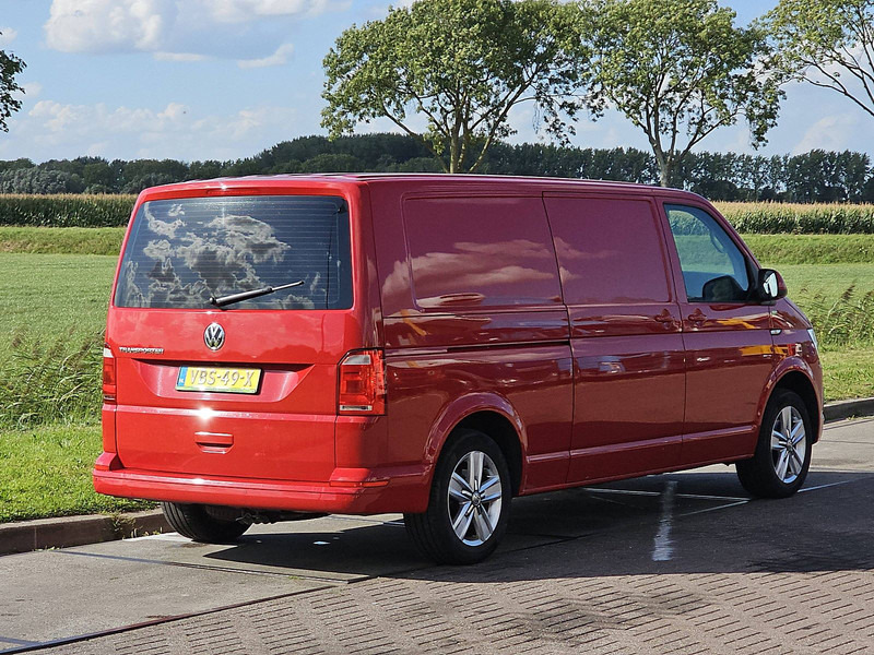 Volkswagen Transporter 2.0 TDI 150 AUT. EDITION L2 - Mažas furgonas: foto 3 Volkswagen Transporter 2.0 TDI 150 AUT. EDITION L2 - Mažas furgonas: foto 3