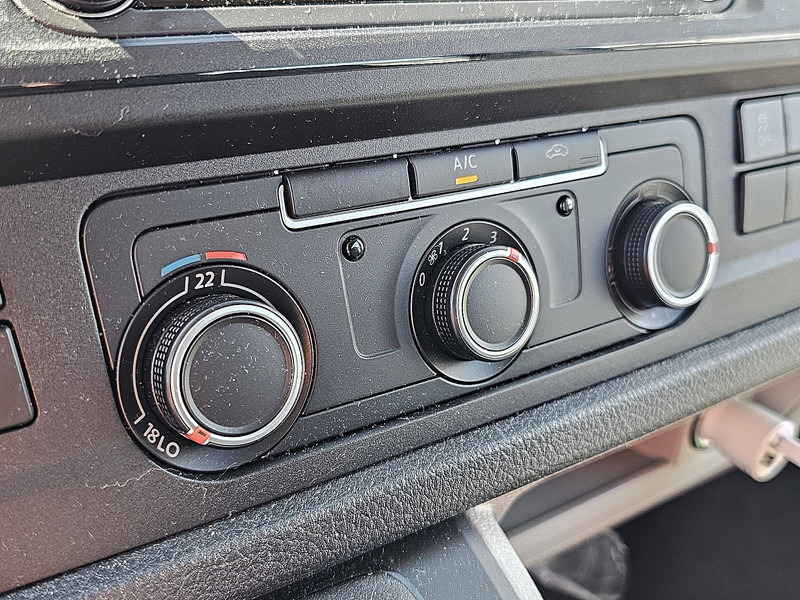 Volkswagen Transporter 2.0 TDI L2 Dubbel Cabine NAP - Mažas furgonas: foto 5 Volkswagen Transporter 2.0 TDI L2 Dubbel Cabine NAP - Mažas furgonas: foto 5