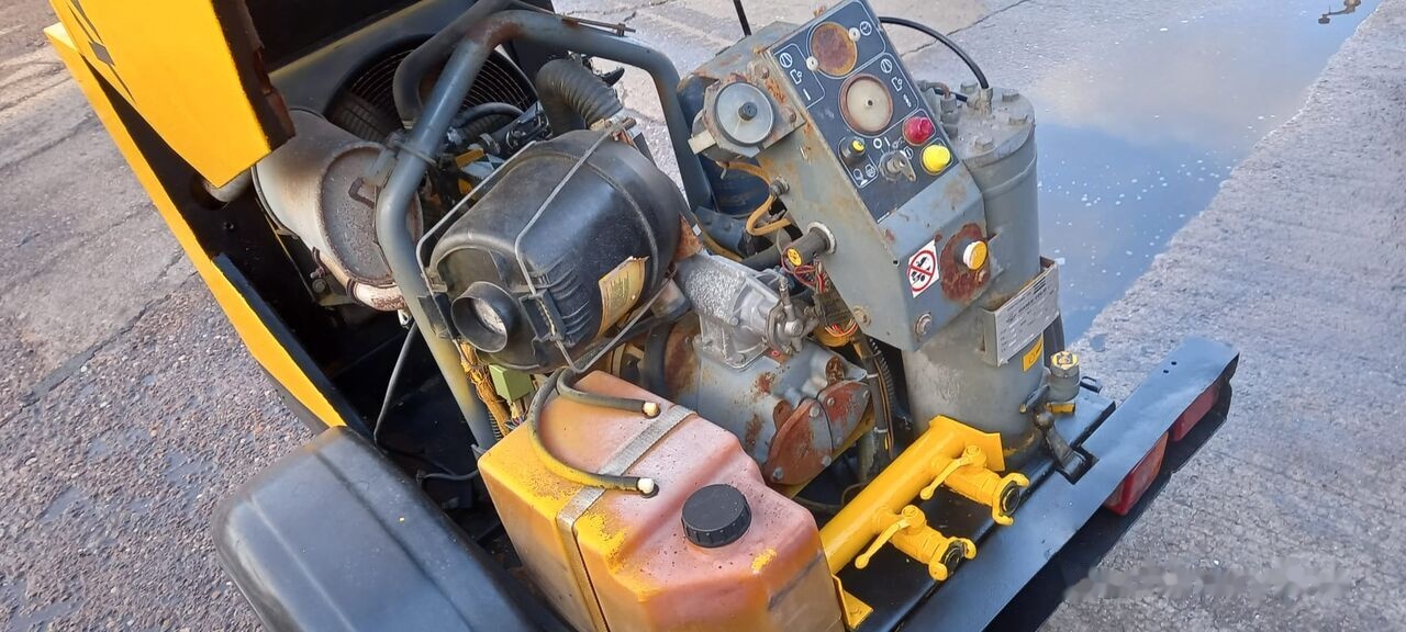 Atlas Copco XAS 36 - Oro kompresorius: foto 4 Atlas Copco XAS 36 - Oro kompresorius: foto 4