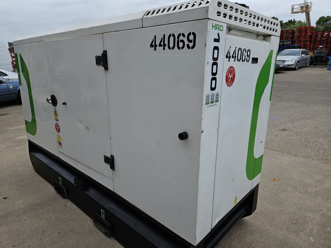 HGI 100KVA PERKINS GENERATOR DIESEL SILENT RENTAL SPECIFICATION HGI 100KVA PERKINS GENERATOR DIESEL SILENT RENTAL SPECIFICATION - Elektrinis generatorius: foto 5 HGI 100KVA PERKINS GENERATOR DIESEL SILENT RENTAL SPECIFICATION HGI 100KVA PERKINS GENERATOR DIESEL SILENT RENTAL SPECIFICATION - Elektrinis generatorius: foto 5