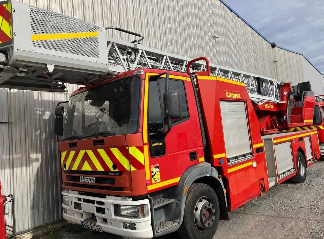 Drabina strażacka 30 m , IVECO Eurocargo Tector 130E24, Camiva EPAS 30 - Gaisrinė mašina: foto 1 Drabina strażacka 30 m , IVECO Eurocargo Tector 130E24, Camiva EPAS 30 - Gaisrinė mašina: foto 1