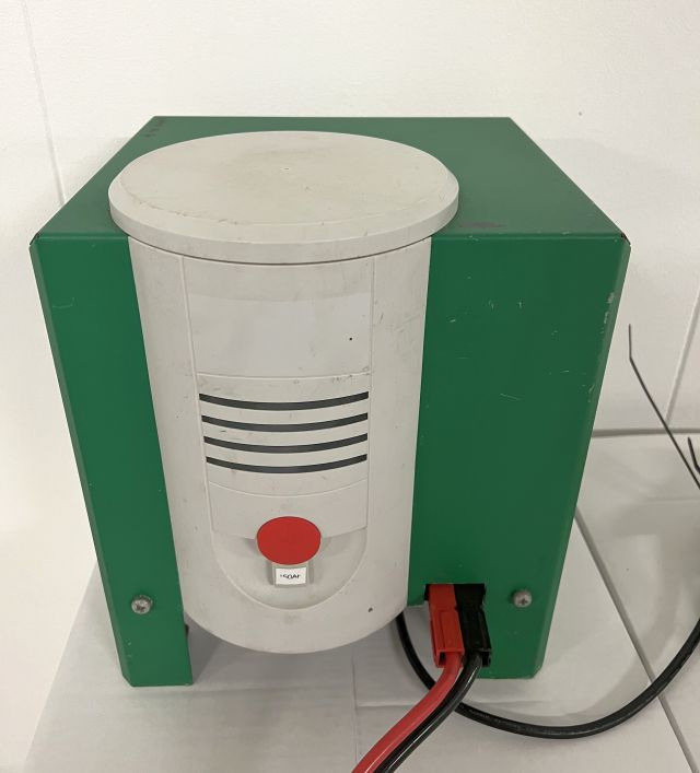 Hoppecke unknown | Trak mini 24V30A 230v Year unknown 80A Rema battery connecto Trak mini 24V30A 230v Year unknown 80A Rema battery connector - Akumuliatorius - Krovimo technika: foto 1 Hoppecke unknown | Trak mini 24V30A 230v Year unknown 80A Rema battery connecto Trak mini 24V30A 230v Year unknown 80A Rema battery connector - Akumuliatorius - Krovimo technika: foto 1