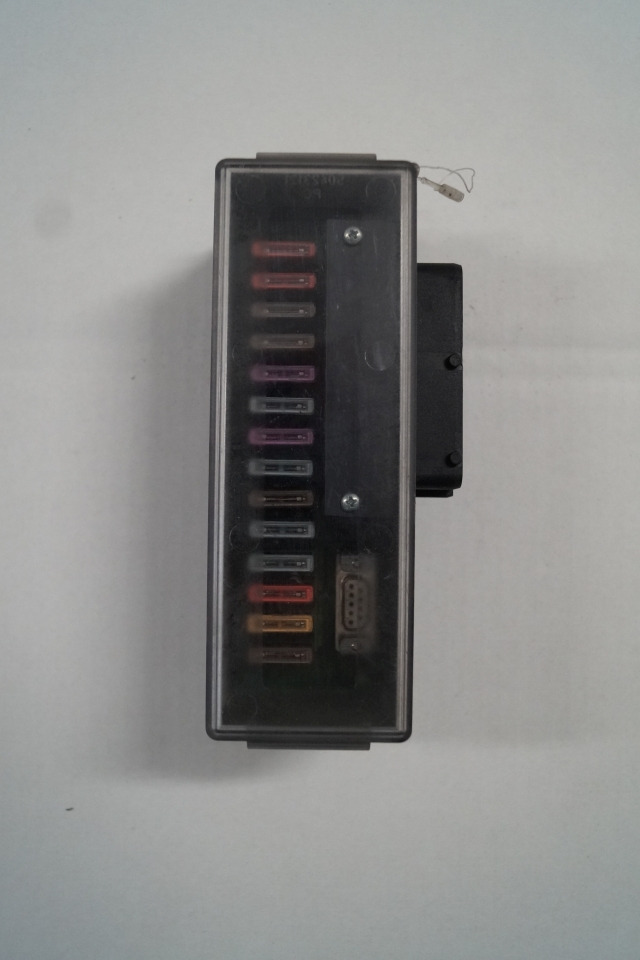 Jungheinrich 50423117 | Fuse holder for ETV from 2003 till 2011 Fuse holder for ETV from 2003 till 2011 - Saugiklis - Krovimo technika: foto 1 Jungheinrich 50423117 | Fuse holder for ETV from 2003 till 2011 Fuse holder for ETV from 2003 till 2011 - Saugiklis - Krovimo technika: foto 1