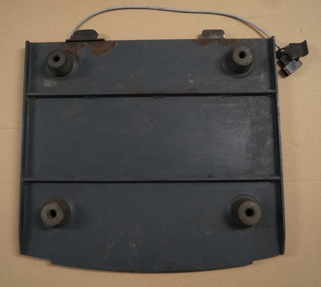 Jungheinrich 51182449 | floor mat ERE225 fixed platform - Rėmas/ Važiuoklė - Krovimo technika: foto 2 Jungheinrich 51182449 | floor mat ERE225 fixed platform - Rėmas/ Važiuoklė - Krovimo technika: foto 2