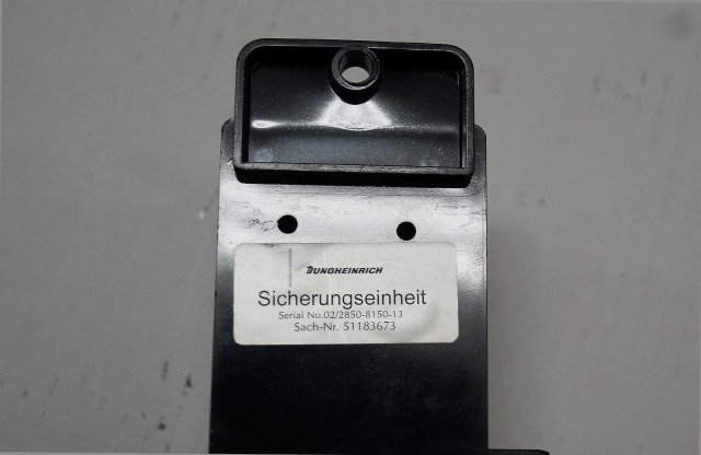 Jungheinrich 51183673 | Zekeringkast Fusebox for ETV from year 2011 sn. 02/2850- Zekeringkast Fusebox for ETV from year 2011 sn. 02/2850-8150-13 - Saugiklis - Krovimo technika: foto 3 Jungheinrich 51183673 | Zekeringkast Fusebox for ETV from year 2011 sn. 02/2850- Zekeringkast Fusebox for ETV from year 2011 sn. 02/2850-8150-13 - Saugiklis - Krovimo technika: foto 3