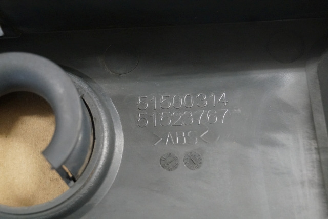 Jungheinrich 51500314 | bonnet including contact key and battery/hour indicator - Rėmas/ Važiuoklė - Krovimo technika: foto 3 Jungheinrich 51500314 | bonnet including contact key and battery/hour indicator - Rėmas/ Važiuoklė - Krovimo technika: foto 3