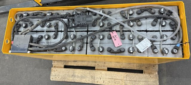 Jungheinrich unknown | 48 4PZS620 year 20/2020 sn. C81179598 dimensions 1220x355 - Akumuliatorius - Krovimo technika: foto 2 Jungheinrich unknown | 48 4PZS620 year 20/2020 sn. C81179598 dimensions 1220x355 - Akumuliatorius - Krovimo technika: foto 2