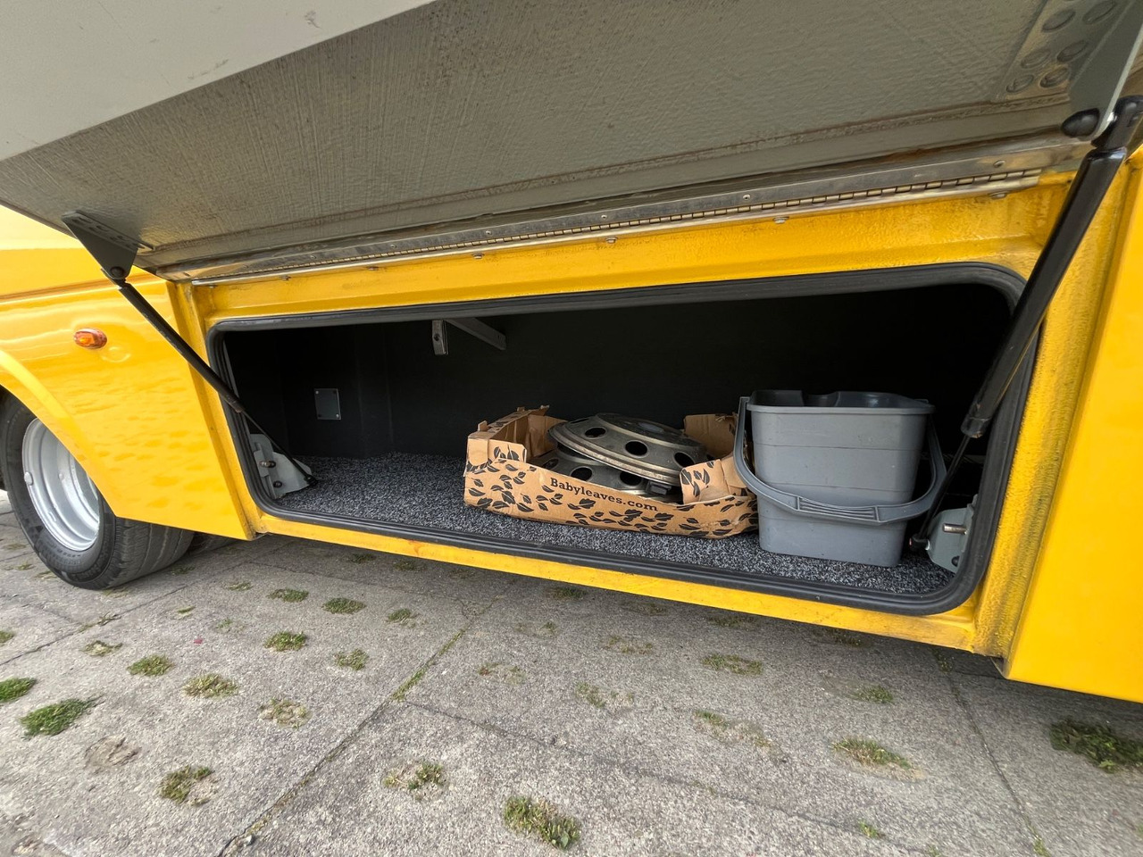 Turistinis autobusas Iveco Rosero First / 24+1+1 / Telma/ EURO6: foto 8 Turistinis autobusas Iveco Rosero First / 24+1+1 / Telma/ EURO6: foto 8