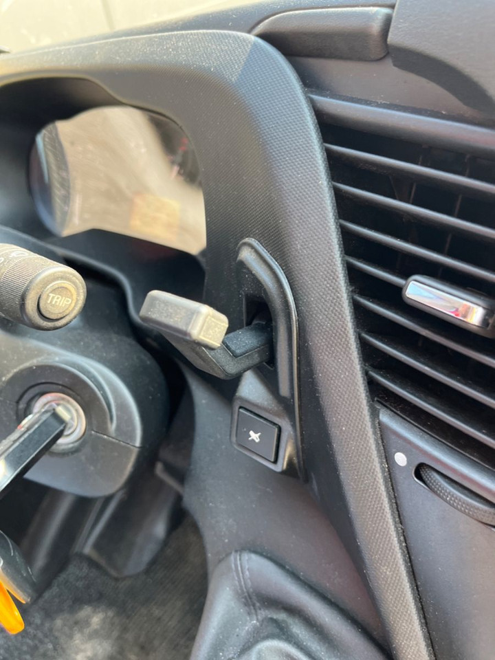 Turistinis autobusas Iveco Rosero First / 24+1+1 / Telma/ EURO6: foto 27 Turistinis autobusas Iveco Rosero First / 24+1+1 / Telma/ EURO6: foto 27