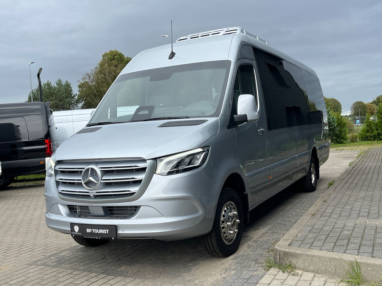 Mercedes-Benz Sprinter 519 TRANSFER XL / 22+1+1 / ON STOCK!!! Mercedes-Benz Sprinter 519 TOURIST XL/ 21-24 Seats/ IN STOCK! - Mikroautobusas, Keleivinis furgonas: foto 3 Mercedes-Benz Sprinter 519 TRANSFER XL / 22+1+1 / ON STOCK!!! Mercedes-Benz Sprinter 519 TOURIST XL/ 21-24 Seats/ IN STOCK! - Mikroautobusas, Keleivinis furgonas: foto 3