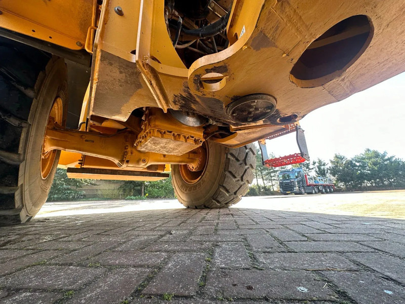 Nauja Ratinis krautuvas Volvo L90 H: foto 12 Nauja Ratinis krautuvas Volvo L90 H: foto 12