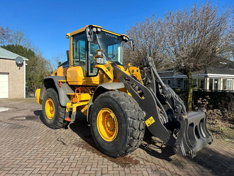 Nauja Ratinis krautuvas Volvo L90 H: foto 6 Nauja Ratinis krautuvas Volvo L90 H: foto 6