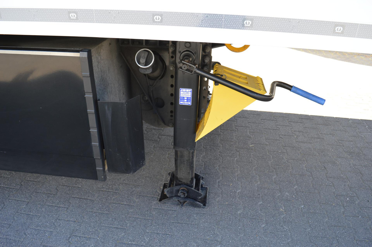 Krone SDR Cool Liner FP 60 ThermoKing SLXi 300 - Refrižeratorius puspriekabė: foto 4 Krone SDR Cool Liner FP 60 ThermoKing SLXi 300 - Refrižeratorius puspriekabė: foto 4