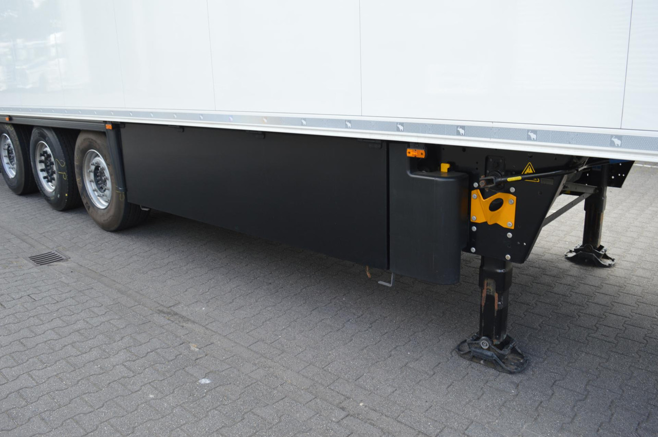 Schmitz Cargobull SKO FP 45 Carrier Vector 1550 - Refrižeratorius puspriekabė: foto 4 Schmitz Cargobull SKO FP 45 Carrier Vector 1550 - Refrižeratorius puspriekabė: foto 4