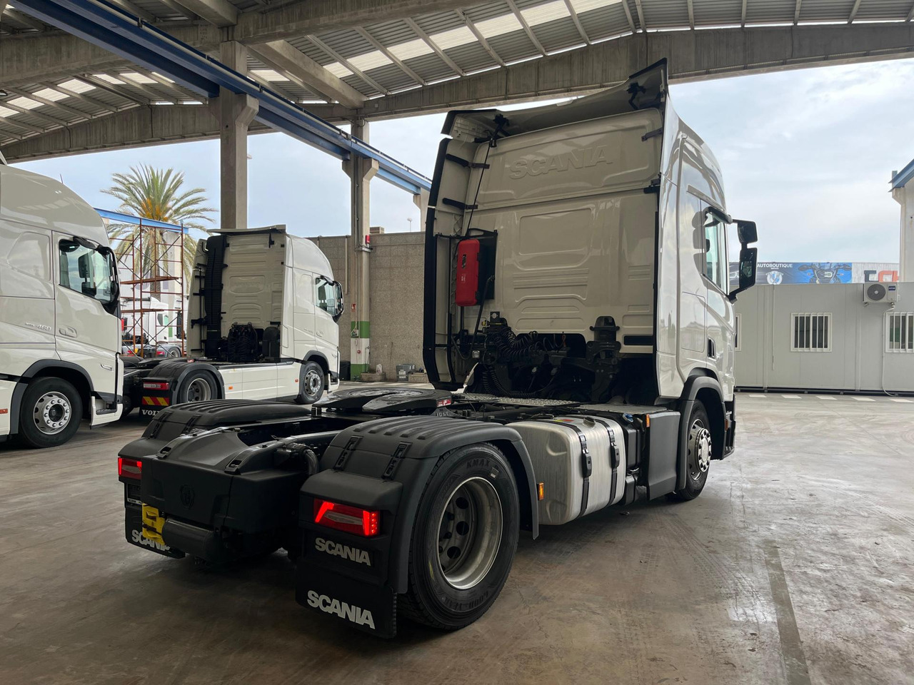 Scania R450 CR20H Retarder ACC - Vilkikas: foto 2 Scania R450 CR20H Retarder ACC - Vilkikas: foto 2