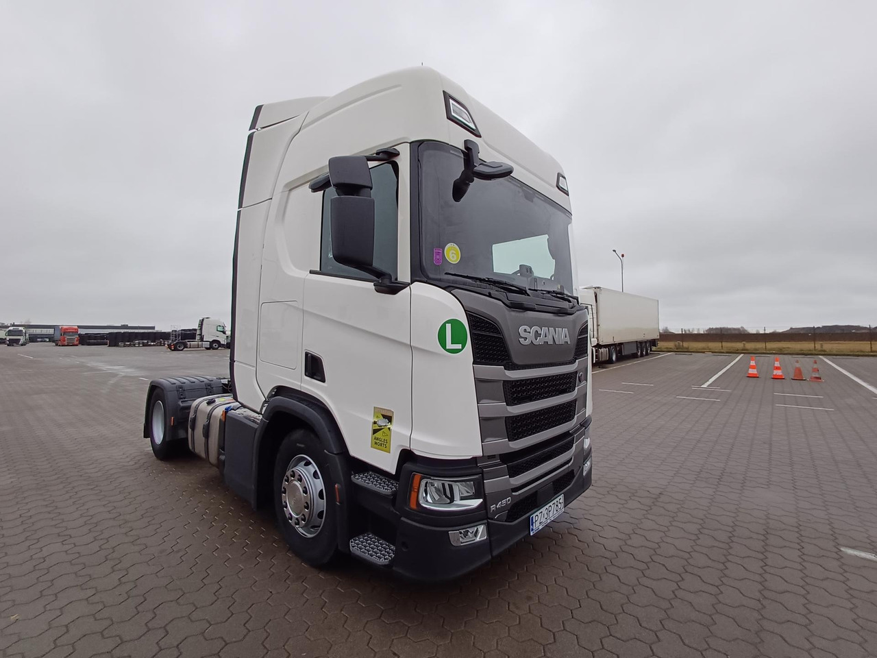 Scania R450 CR20H Retarder ACC - Vilkikas: foto 2 Scania R450 CR20H Retarder ACC - Vilkikas: foto 2