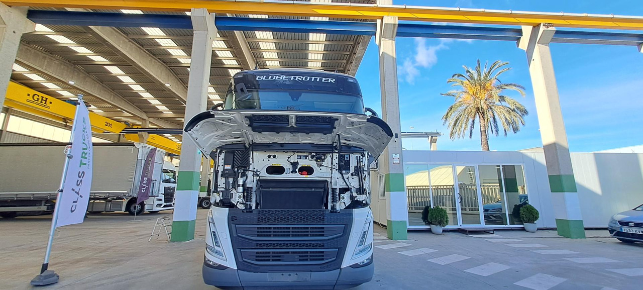 Volvo FH 460 Globetrotter XL Retarder i-Save - Vilkikas: foto 4 Volvo FH 460 Globetrotter XL Retarder i-Save - Vilkikas: foto 4