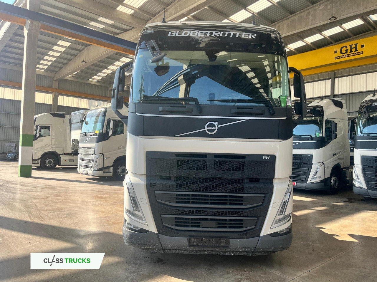 Volvo FH 460 Globetrotter XL Varios, i-Save I-ParkCool - Vilkikas: foto 2 Volvo FH 460 Globetrotter XL Varios, i-Save I-ParkCool - Vilkikas: foto 2