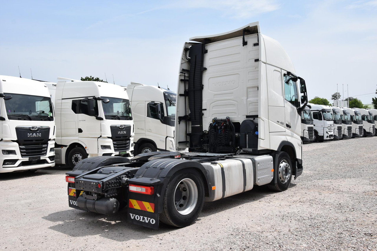 Volvo FH 460 Globetrotter XL i-Save I-ParkCool - Vilkikas: foto 4 Volvo FH 460 Globetrotter XL i-Save I-ParkCool - Vilkikas: foto 4