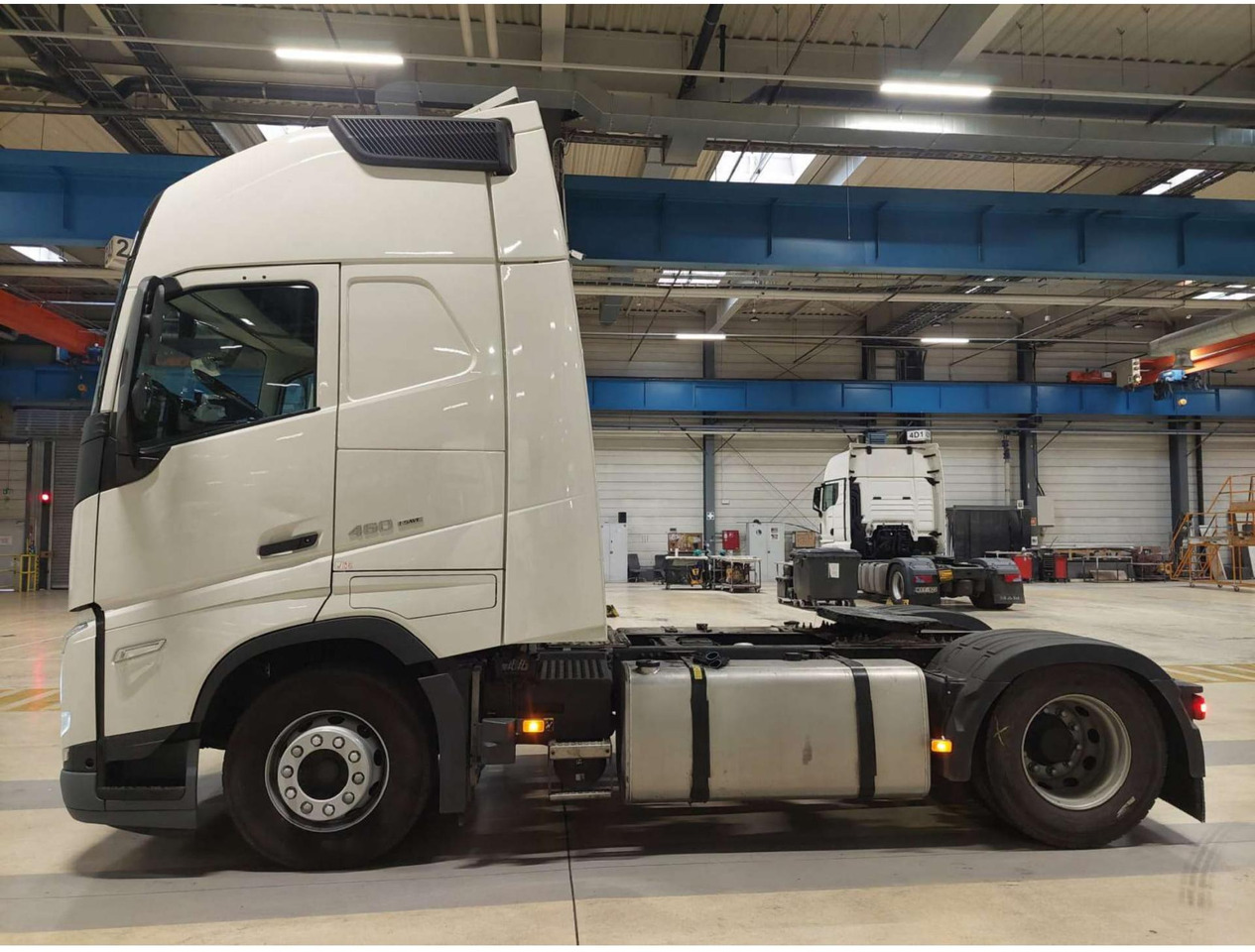 Volvo FH 460 Globetrotter XL i-Save - Vilkikas: foto 3 Volvo FH 460 Globetrotter XL i-Save - Vilkikas: foto 3