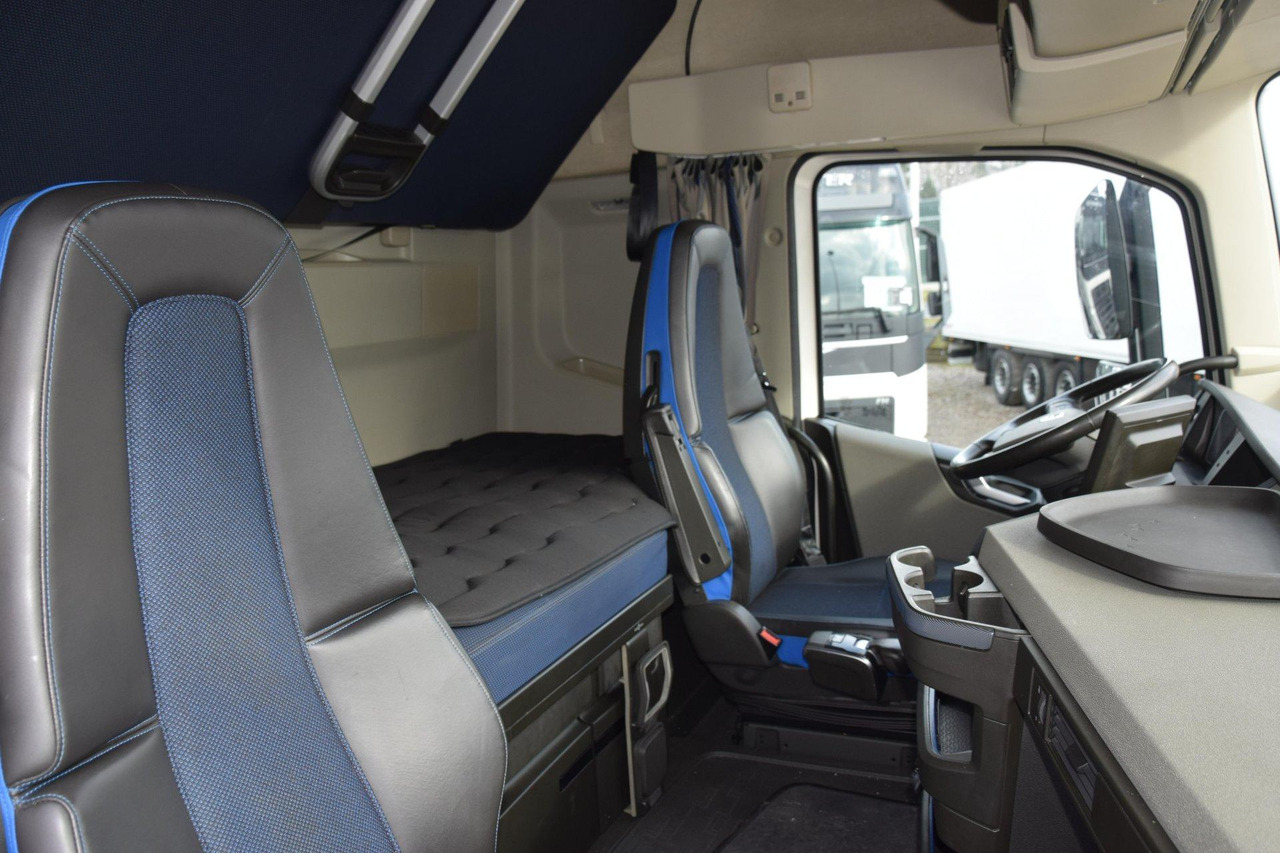 Vilkikas Volvo FH 460 Globetrotter XL i-Save: foto 15