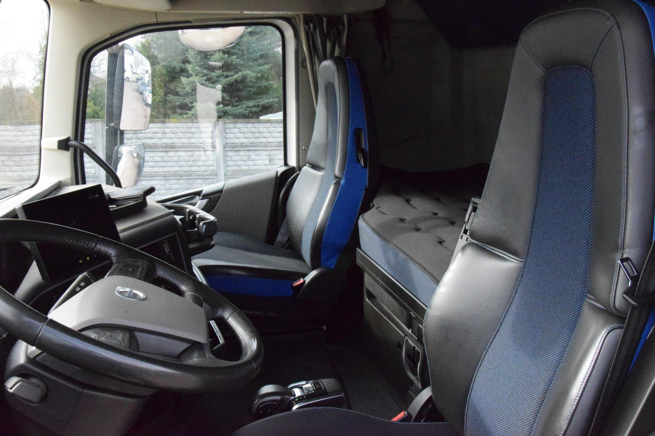 Vilkikas Volvo FH 460 Globetrotter XL i-Save: foto 9