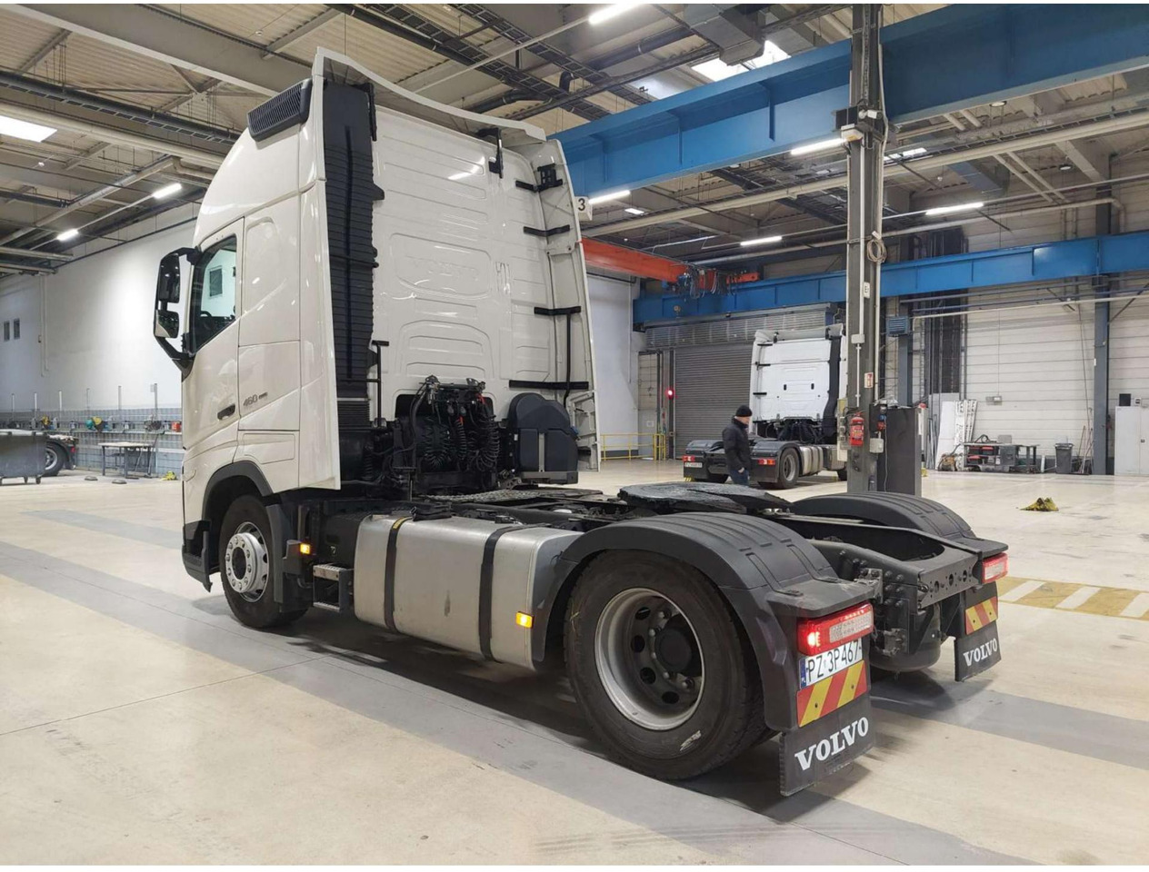 Volvo FH 460 Globetrotter XL i-Save - Vilkikas: foto 4 Volvo FH 460 Globetrotter XL i-Save - Vilkikas: foto 4
