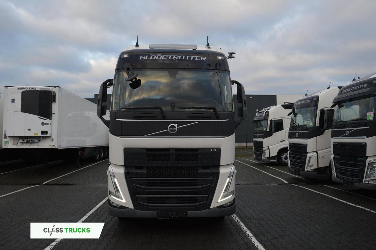 Volvo FH 460 Globetrotter XL i-Save - Vilkikas: foto 2 Volvo FH 460 Globetrotter XL i-Save - Vilkikas: foto 2
