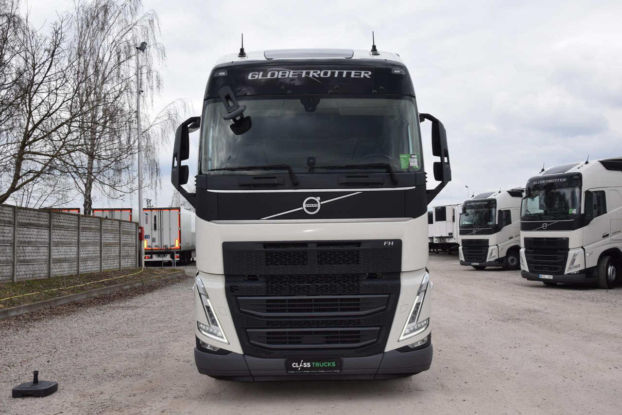 Volvo FH 500 Globetrotter XL - Vilkikas: foto 2 Volvo FH 500 Globetrotter XL - Vilkikas: foto 2