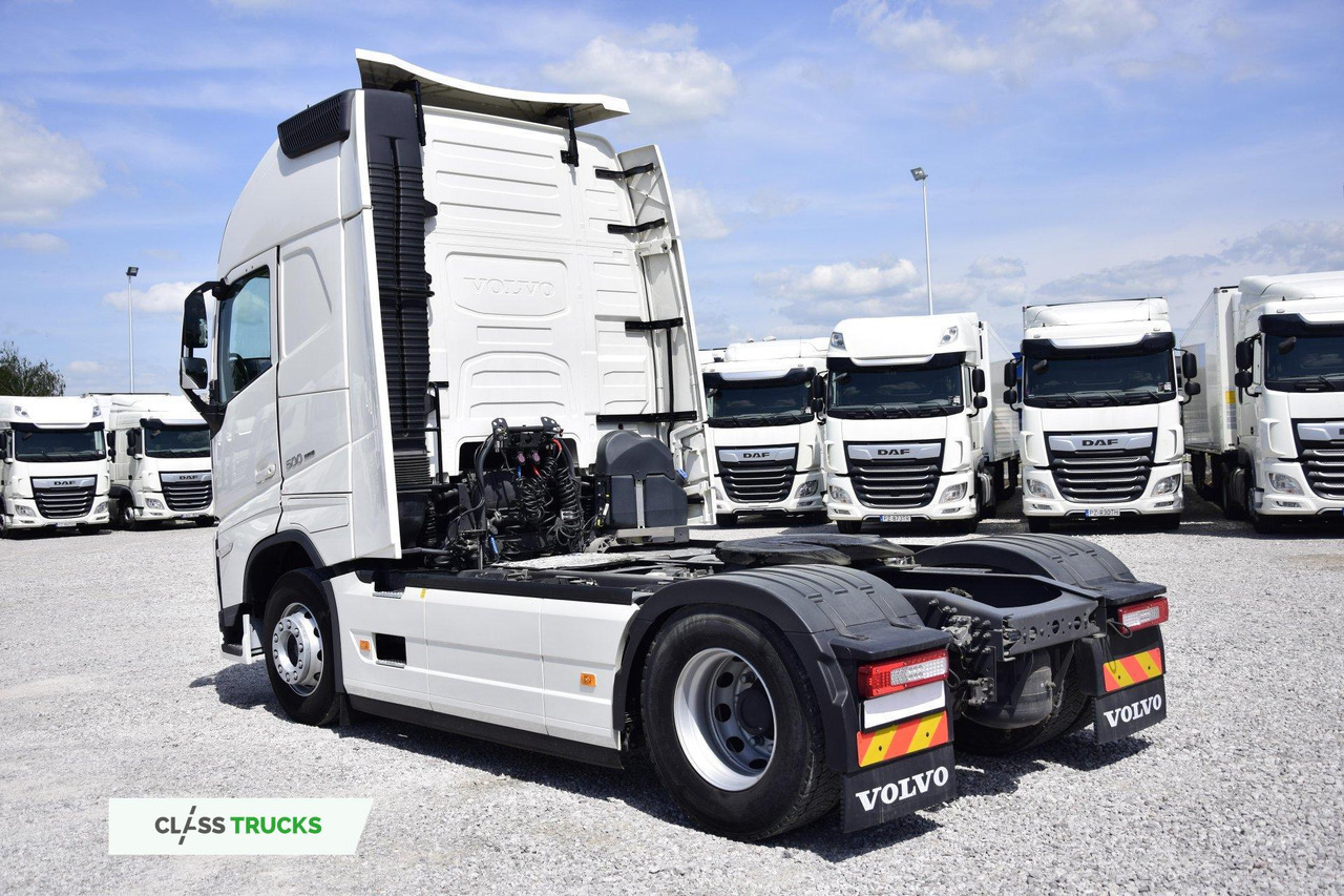 Volvo FH 500 Globetrotter XL Side Skirts - Vilkikas: foto 4 Volvo FH 500 Globetrotter XL Side Skirts - Vilkikas: foto 4