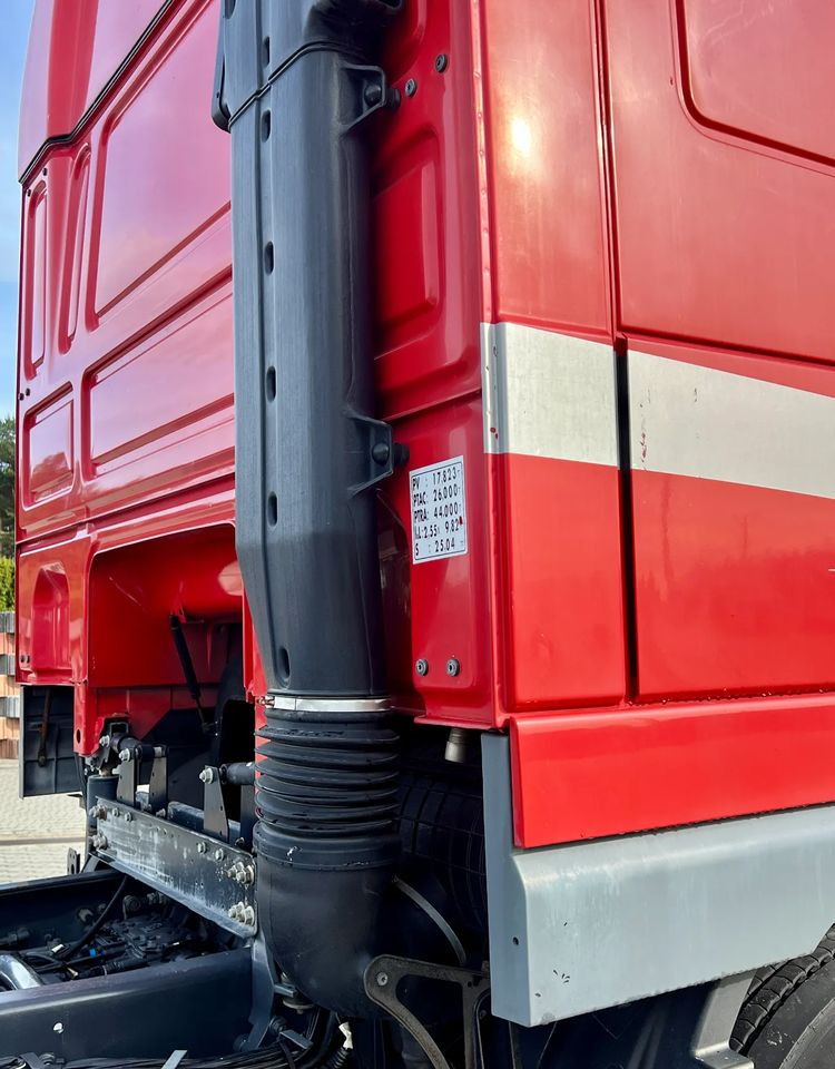 DAF XF105.510 | 6x2 | Pod zabudowę |Os podnoszona i skrętna | Retarder | Webasto | Klimatyzacja - Važiuoklės sunkvežimis: foto 5 DAF XF105.510 | 6x2 | Pod zabudowę |Os podnoszona i skrętna | Retarder | Webasto | Klimatyzacja - Važiuoklės sunkvežimis: foto 5